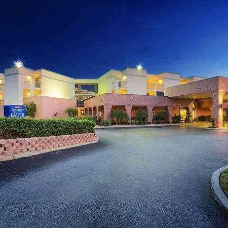 Baymont By Wyndham Tampa Near Busch Gardens Hotel Kültér fotó